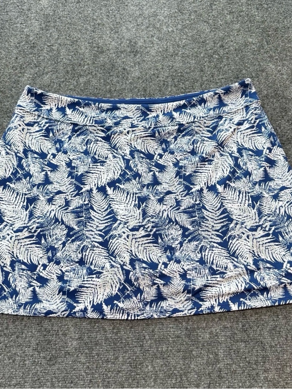 Tranquility by Colorado Clothing Blue & White Fern Print Skirt Medium